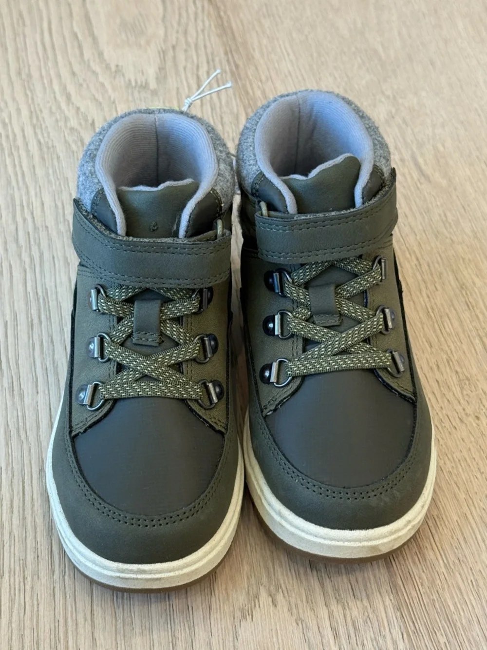 NWOT Cat & Jack Toddler Felix Sneaker Boots Green Size 10T